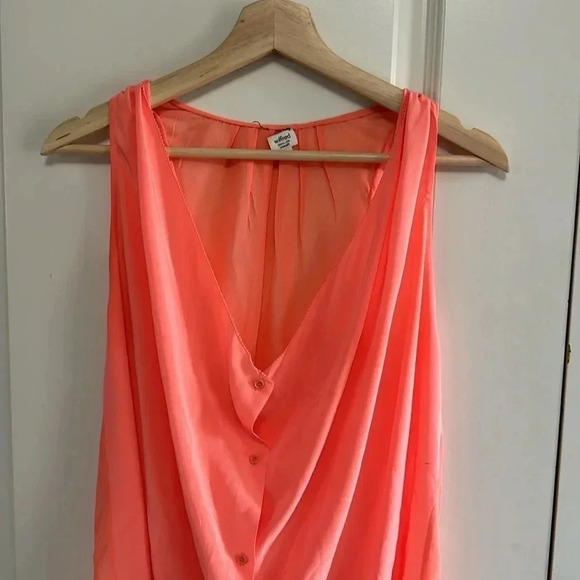 Wilfred 100% silk tank top - Picture 5 of 5
